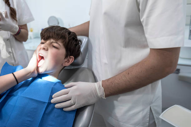 Best Emergency Tooth Extraction in Folly Beach, SC